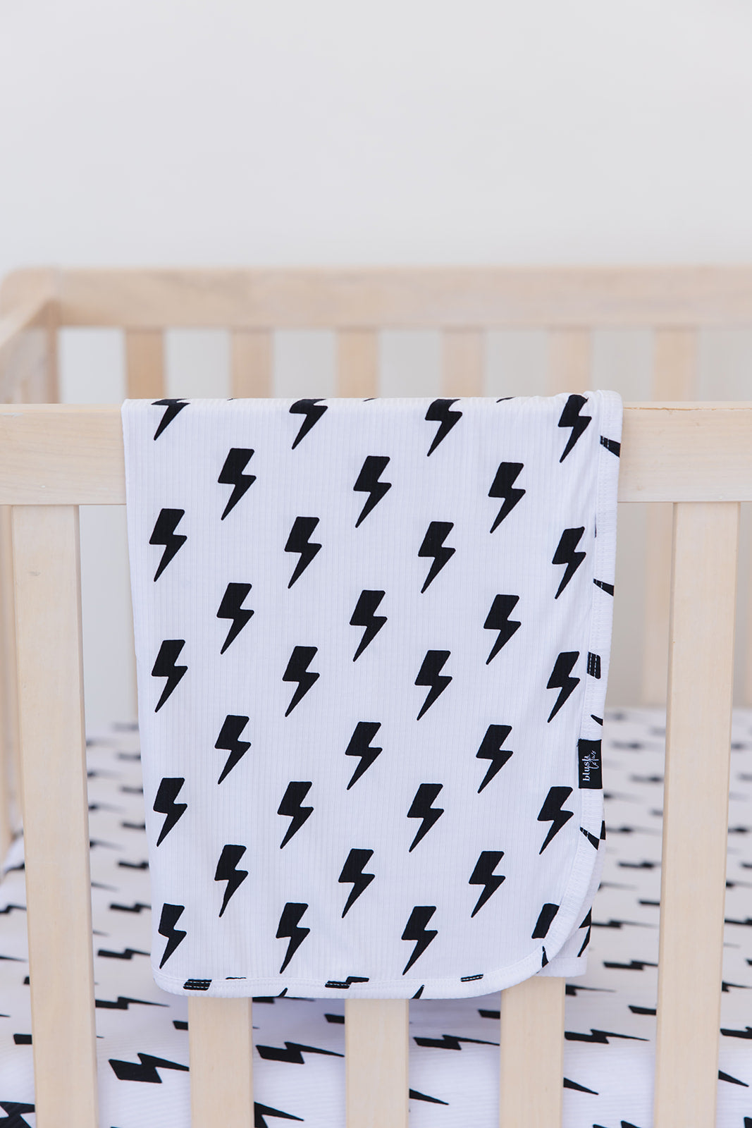 Bowie (ribbed) - Lightweight Blanket