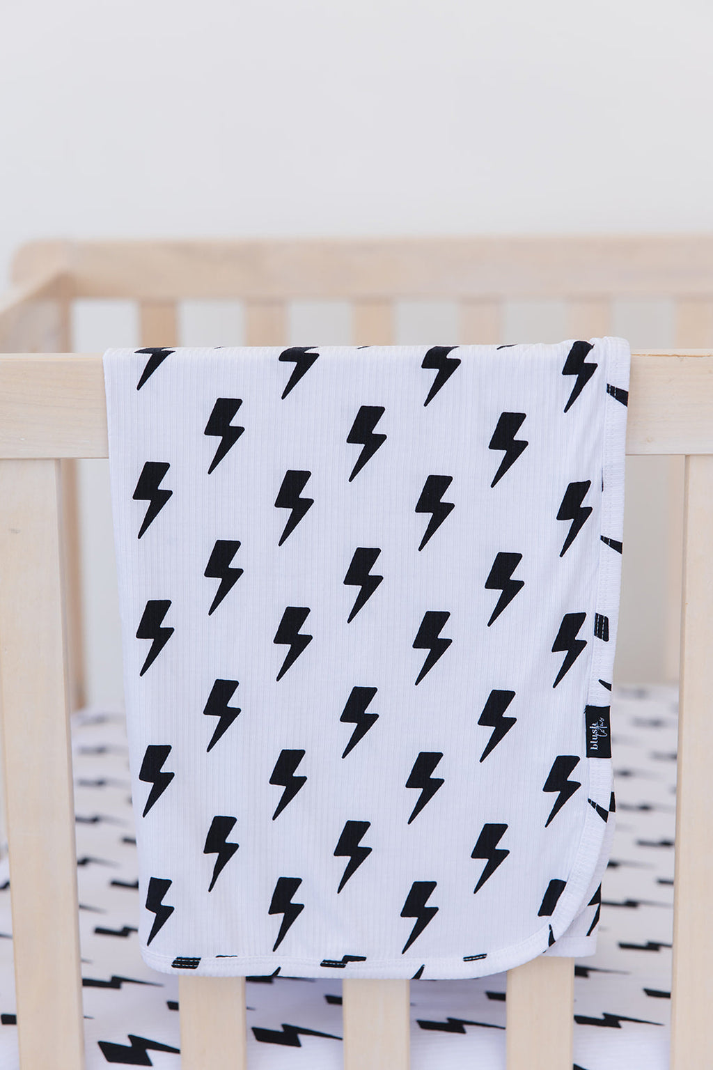 Bowie (ribbed) - Lightweight Blanket
