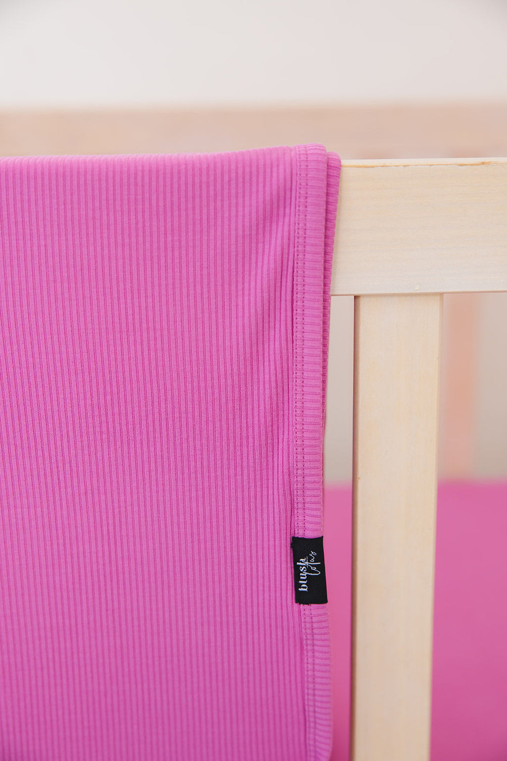 (SOLID, ribbed) Rainbow Royal - Lightweight Blanket