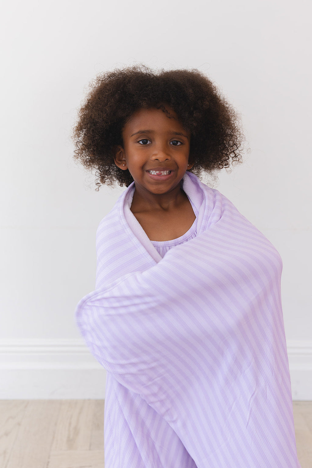Amelia (ribbed) - Plush Blanket