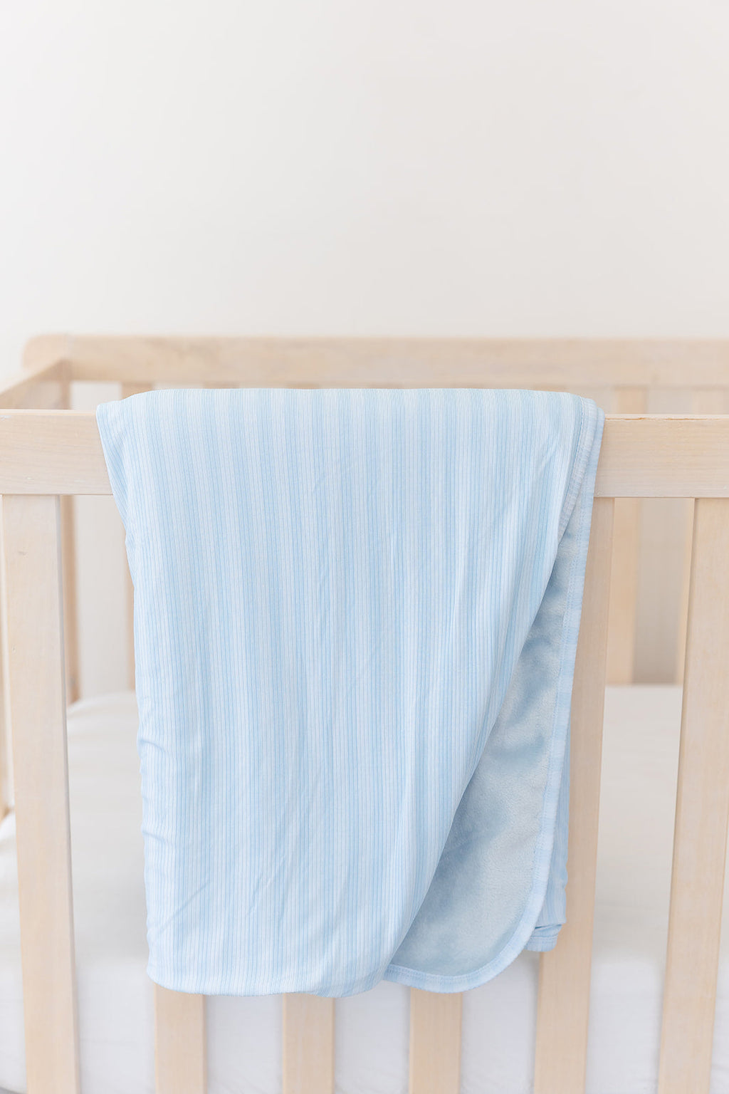 Oliver (ribbed) - Plush Blanket