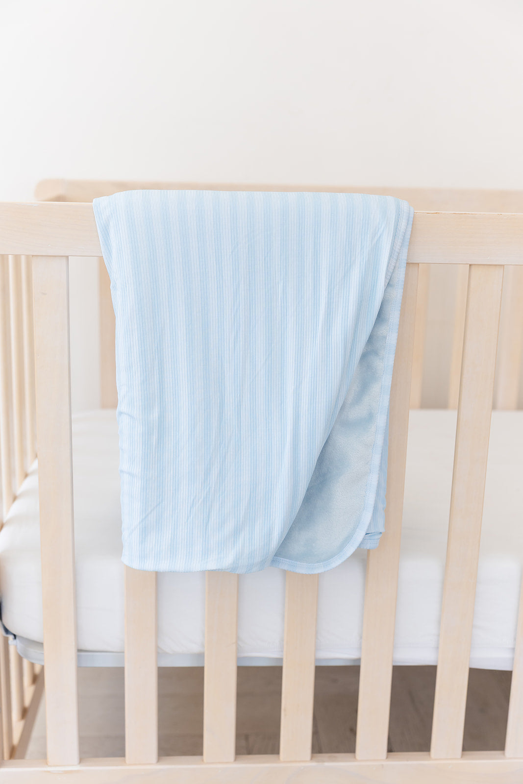 Oliver (ribbed) - Plush Blanket