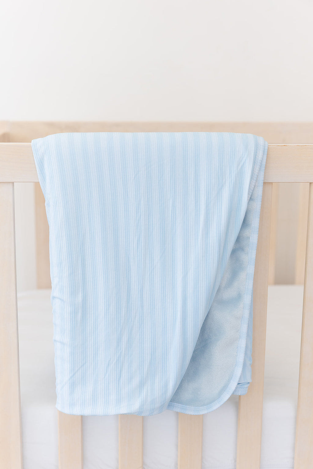 Oliver (ribbed) - Plush Blanket