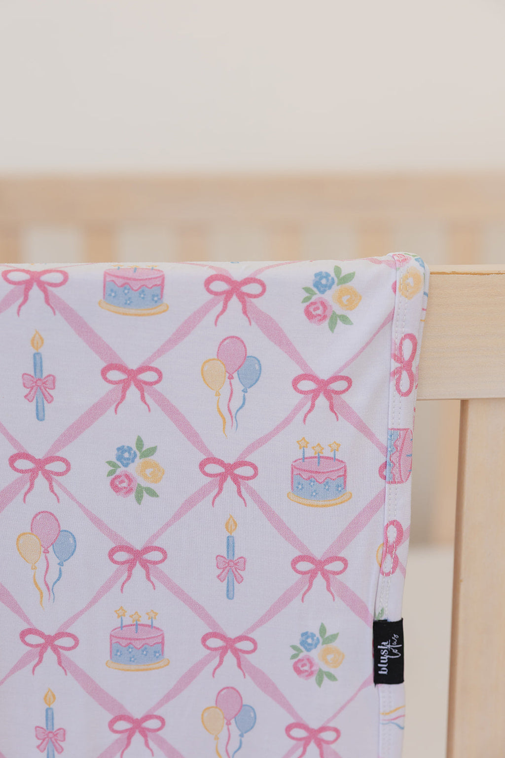(PINK) Birthday - Lightweight Blanket