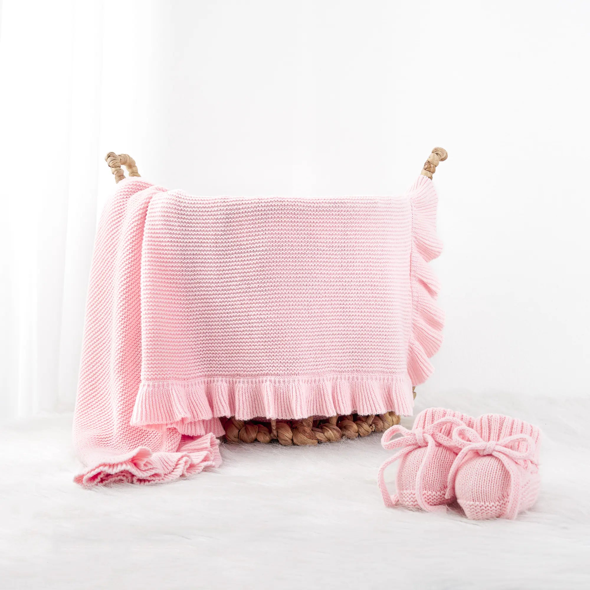 Ruffled Edge Knit Baby Blanket in Pink