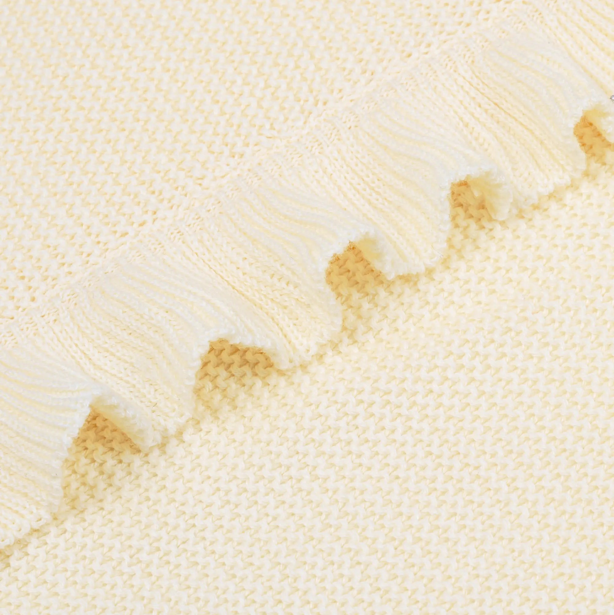 Ruffled Edge Knit Baby Blanket in Cream
