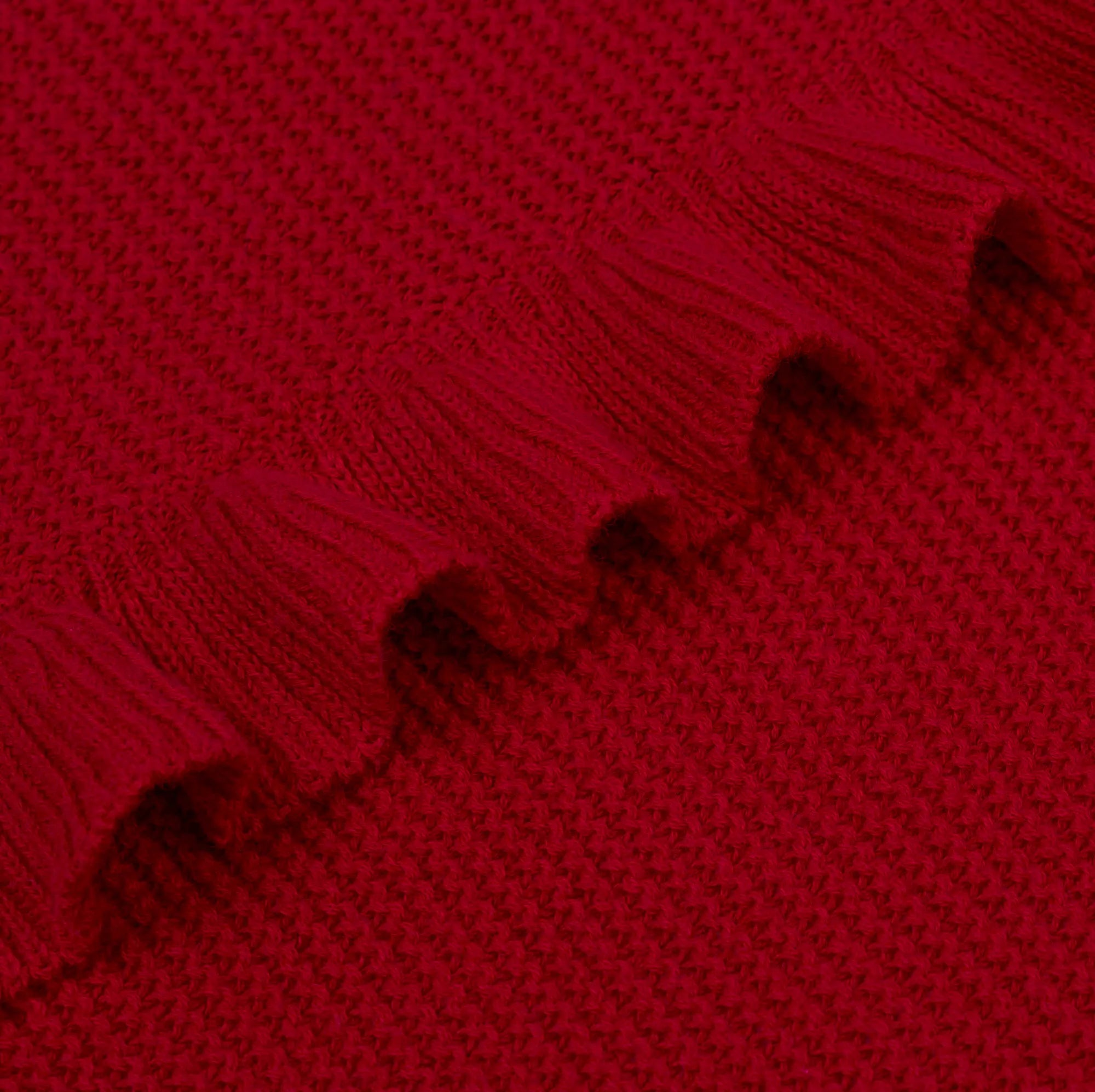 Ruffled Edge Knit Baby Blanket in Red Xmas