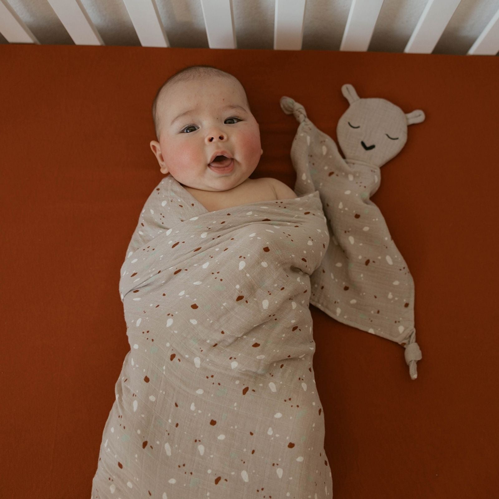 100% Muslin Lovey - Alpaca